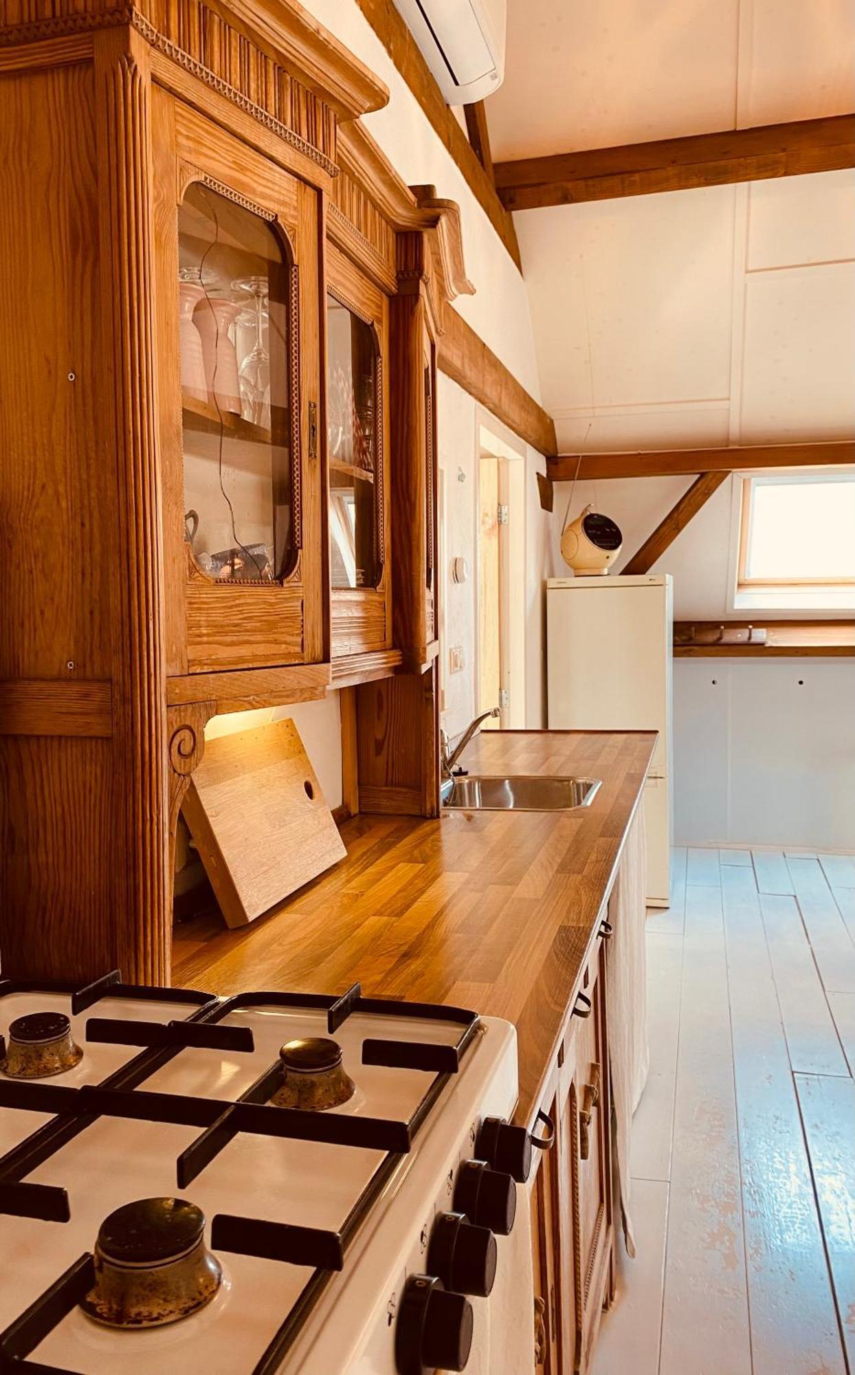 Vakantie Appartement Goedereede Let Op De Badkamer Moet Met Andere Gasten Gedeeld Worden Bagian luar foto
